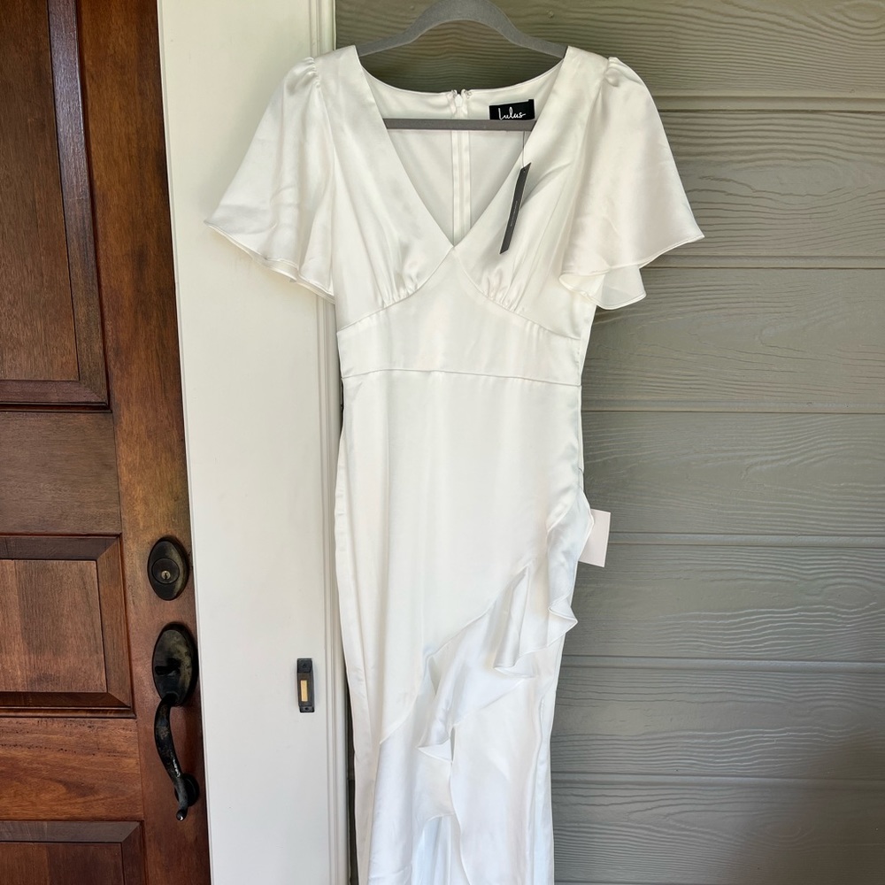 Lulu’s Eternal Bond White Satin Ruffled Flutter Sleeve Maxi Dress. Size XS.